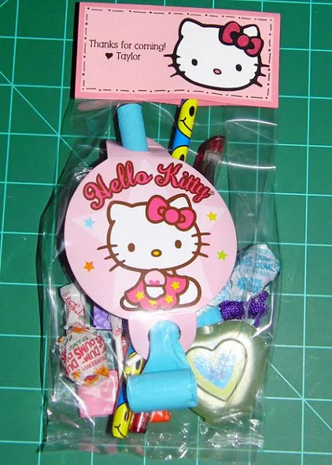 bolsitas-regalo-hello-kitty-2.jpg