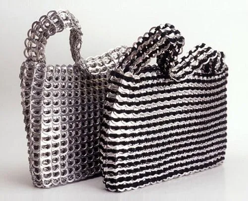 Bolso con anillas de refresco - Manualidades Bolso con anillas de refresco - Manualidades