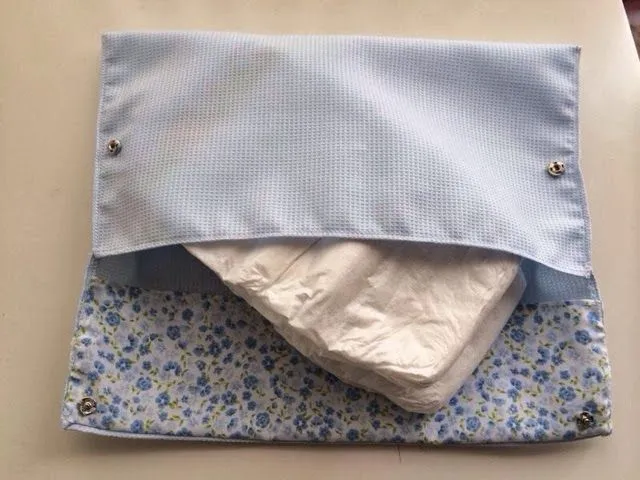 bolso de sobre azul | facilisimo.com
