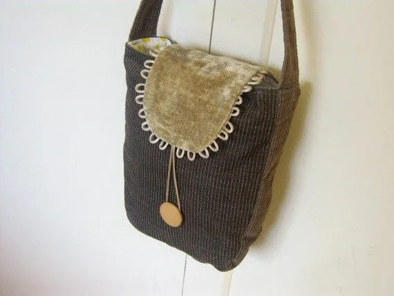 Bolso bandolera con solapa. Patrones de por SewingPatternsVP Bolso bandolera con solapa. Patrones de por SewingPatternsVP