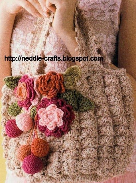 Bolso a crochet, adornado con flores tejidas | carteras tejidas ...