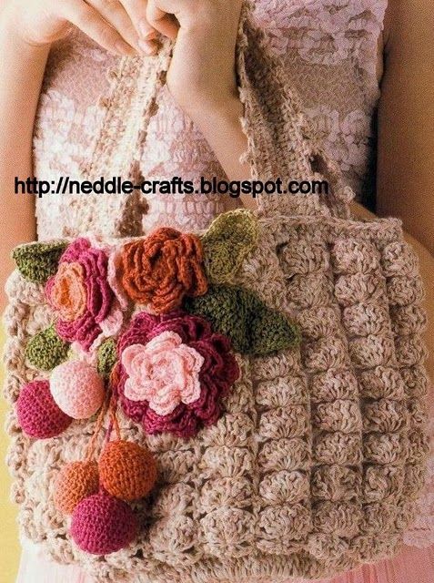 Bolso a crochet, adornado con flores tejidas | carteras tejidas ... Bolso a crochet, adornado con flores tejidas | carteras tejidas ...