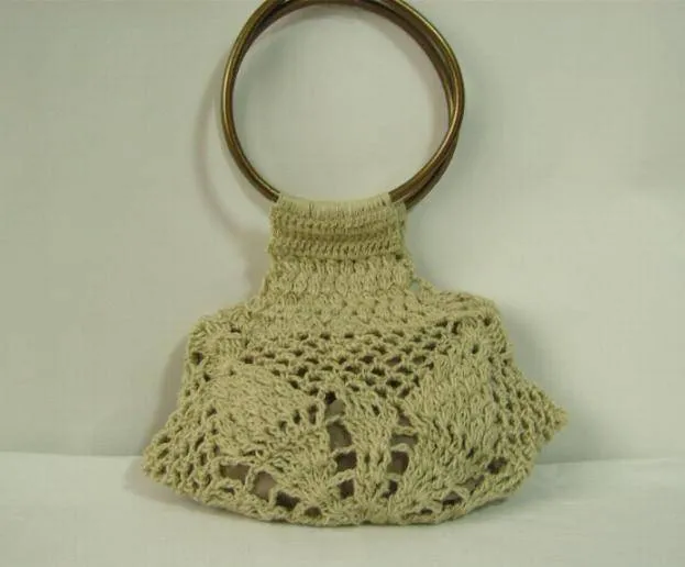 Bolso tejido a crochet con asas color Oro Catherinne P ... Bolso tejido a crochet con asas color Oro Catherinne P ...