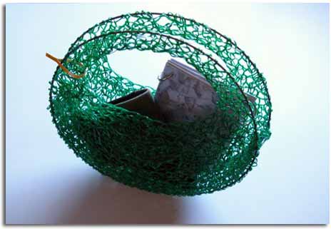 BOLSOS Y COMPLEMENTOS DE MODA ELABORADOS CON BOLSAS DE PLÁSTICO Y ... BOLSOS Y COMPLEMENTOS DE MODA ELABORADOS CON BOLSAS DE PLÁSTICO Y ...