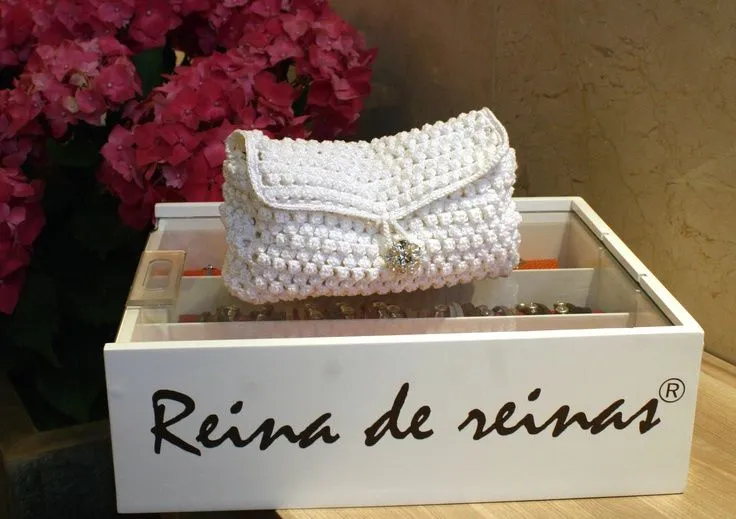 Bolsos crochet blanco, ideal para fiestas | Bolsos | Pinterest