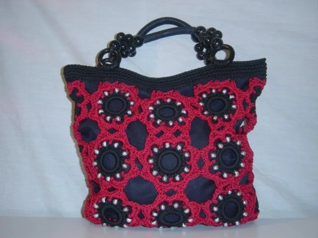 Bolsos hechos de crochet - Imagui