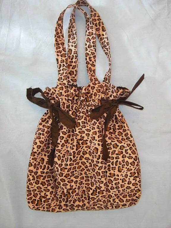 Manualidades de carteras de telas - Imagui