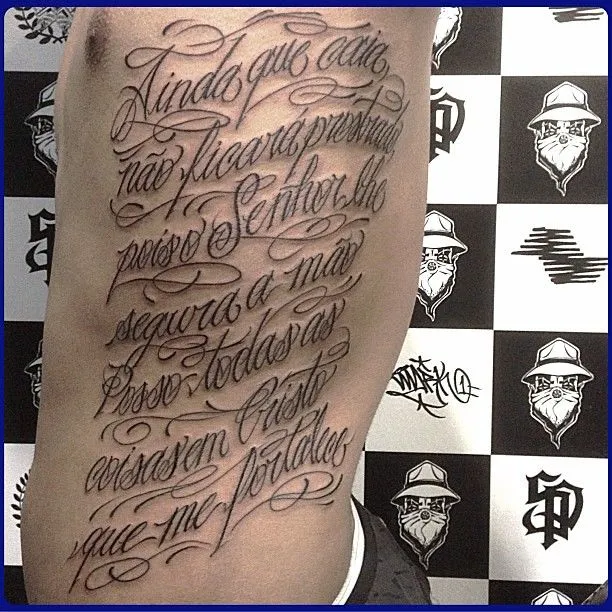 Letras manuscritas tattoos - Imagui