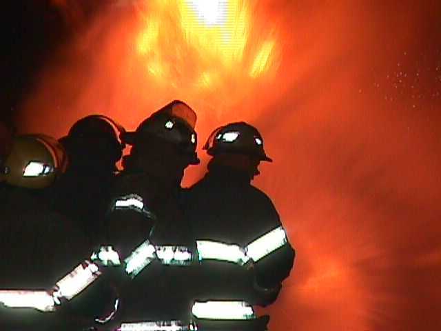Bomberos voluntarios, la cancion que nos merecemos - Taringa!