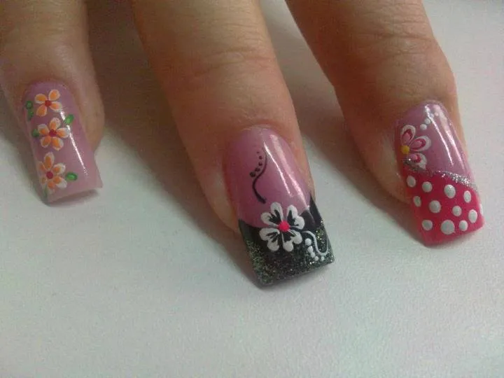 Bonitos Diseños de Uñas con Flores - ε Diseños e Ideas originales ... Bonitos Diseños de Uñas con Flores - ε Diseños e Ideas originales ...