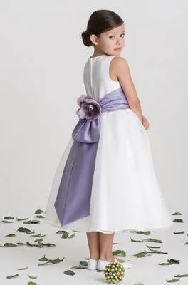 Bonitos vestidos de fiesta para niñas | Peinados de novia ...