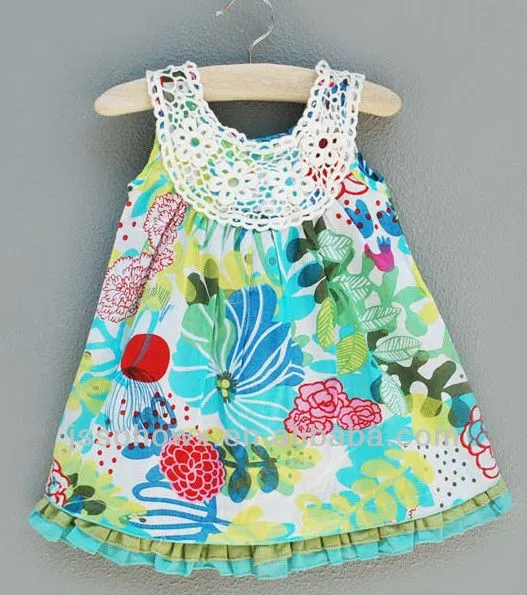 Bordado estampado de flores del vestido para las muchachas, Playa ...