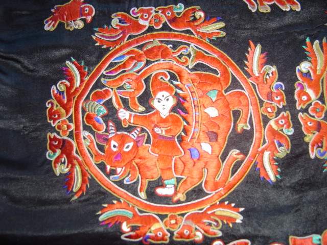 Bordado Miao: historia y mitología
