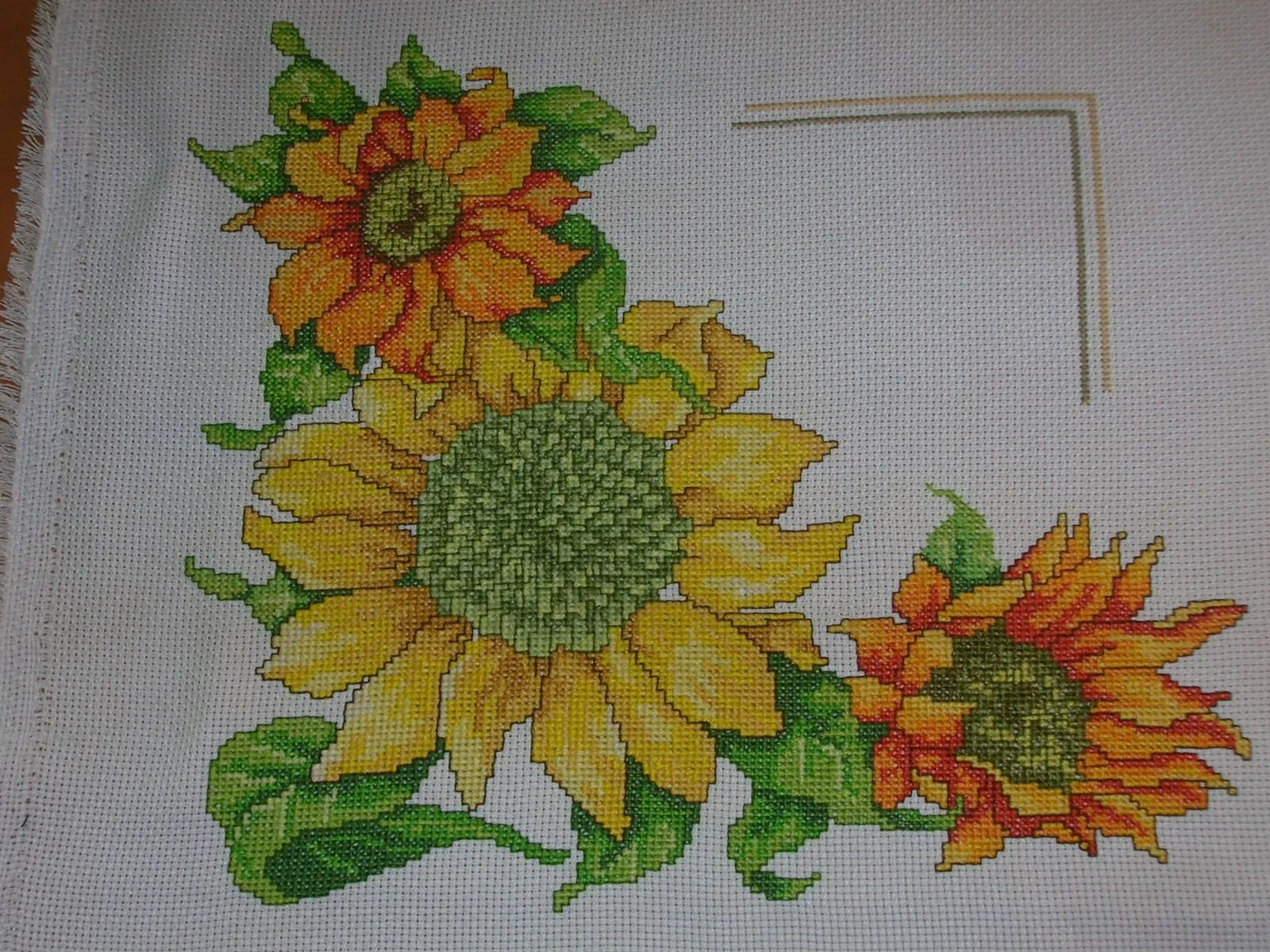 Manteles Cuadrados con Flores | Manitos de Seda Manteles Cuadrados con Flores | Manitos de Seda