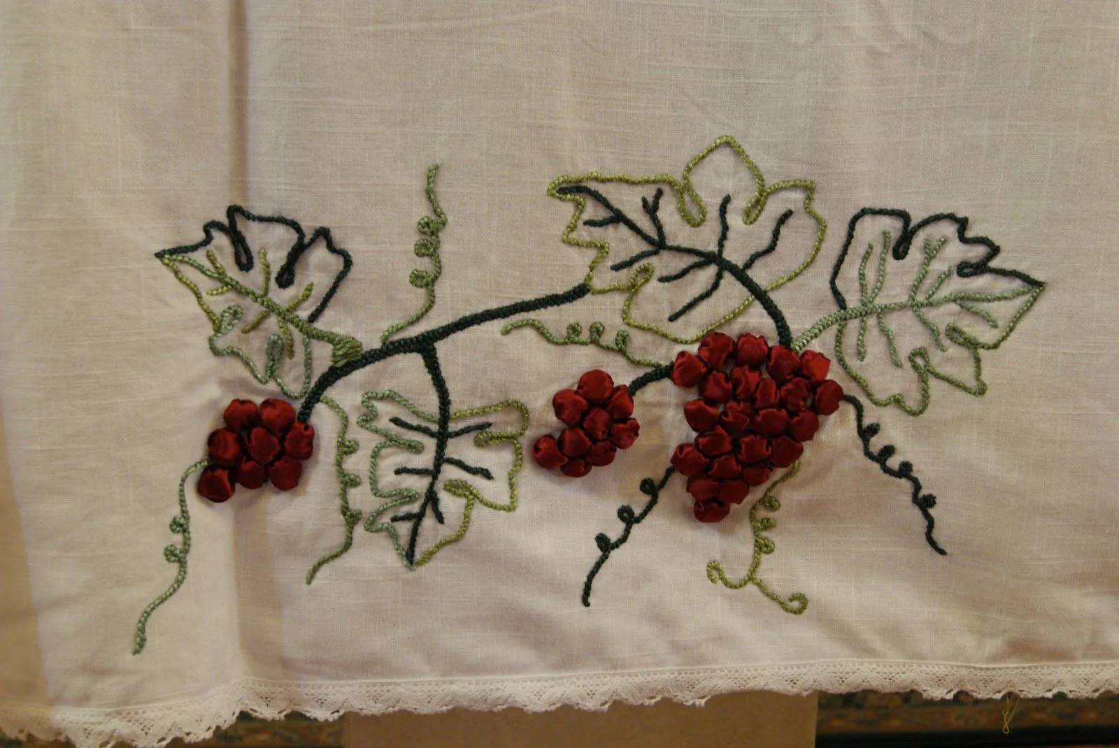 Bordados Esmeralda: Mantel de Altar