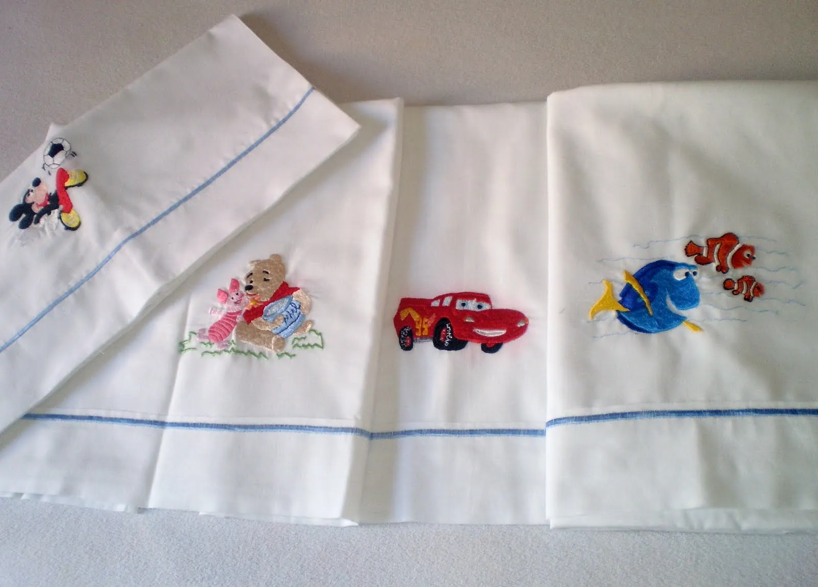 Mis bordados y mucho más : Sábanas para mi niño Mis bordados y mucho más : Sábanas para mi niño