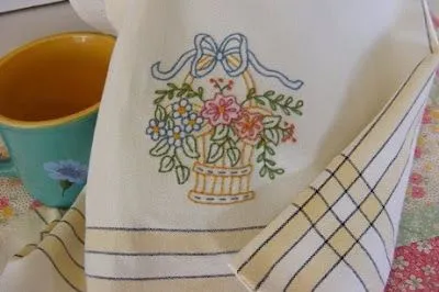 Dibujos para bordar servilletas - Imagui