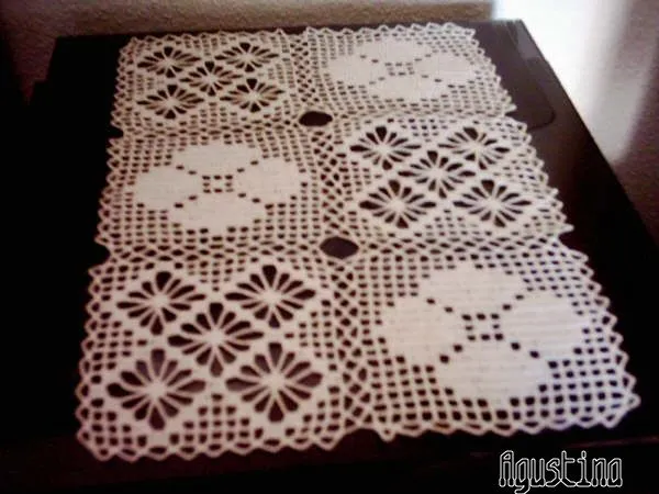 BORDADOS Y TEJIDOS DE AGUSTINA: Tapete rectangular BORDADOS Y TEJIDOS DE AGUSTINA: Tapete rectangular