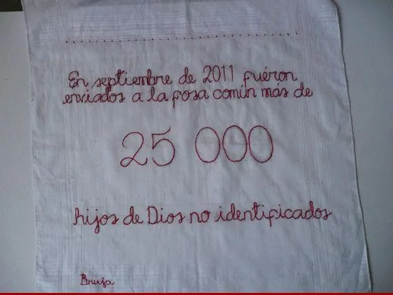 BORDAR POR LA PAZ”: LA HERIDA EN UN PAÑUELO BORDAR POR LA PAZ”: LA HERIDA EN UN PAÑUELO