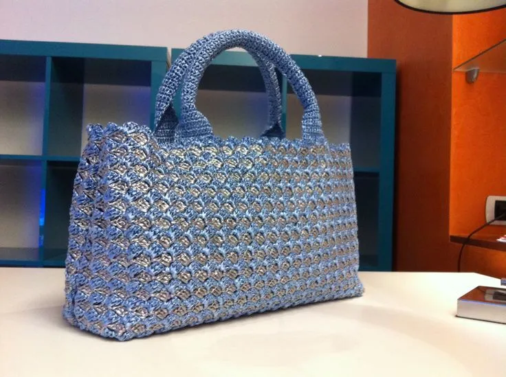 Borsa mod Prada in rafia di viscosa | Borse Mirtilla | Pinterest ... Borsa mod Prada in rafia di viscosa | Borse Mirtilla | Pinterest ...