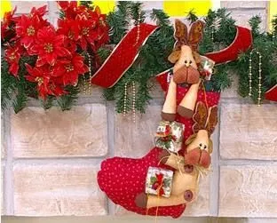 Bota Navideña decorada con renos y regalos 3D.