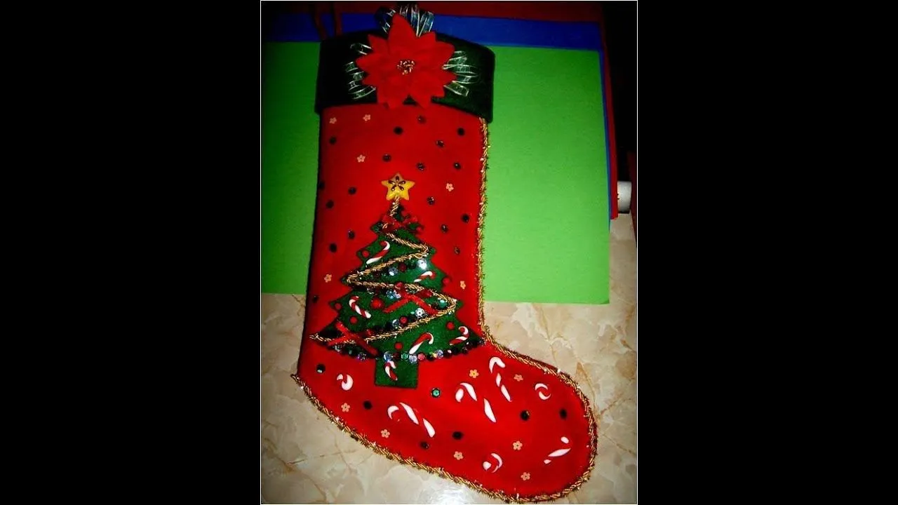 Bota Navideña con relieves escarchados - , Christmas Crafts - YouTube Bota Navideña con relieves escarchados - , Christmas Crafts - YouTube
