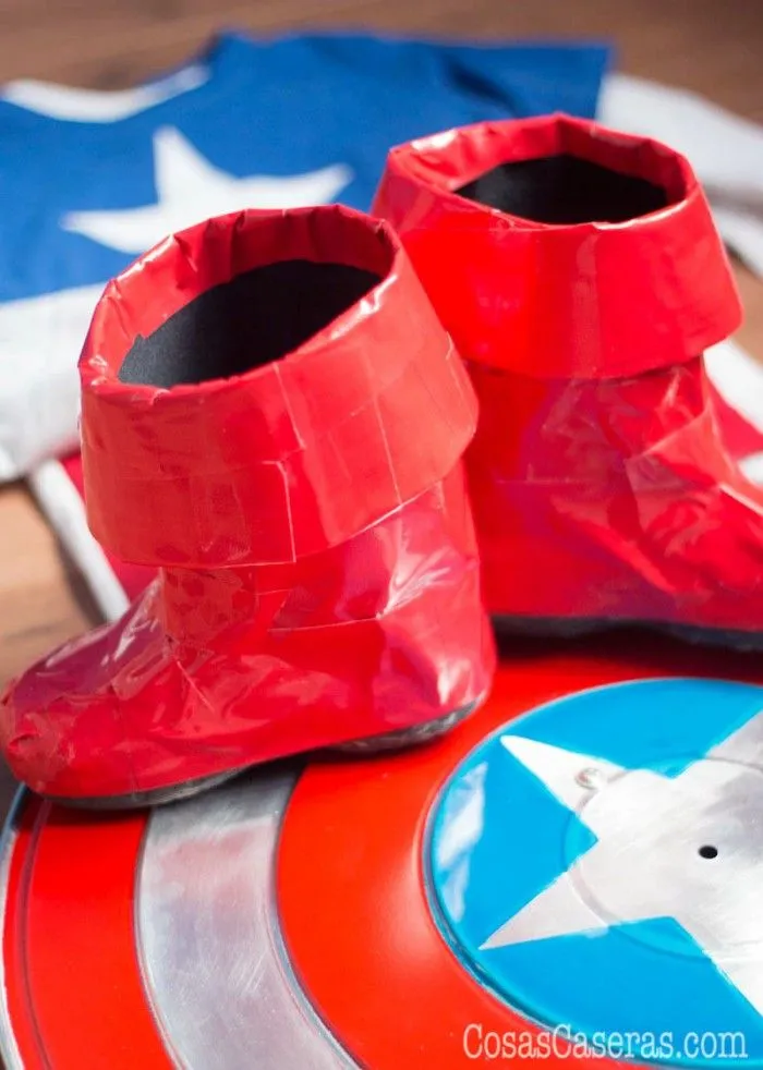 Cómo Hacer unas Botas para un Disfraz de Superhéroes - Cosas Caseras Cómo Hacer unas Botas para un Disfraz de Superhéroes - Cosas Caseras