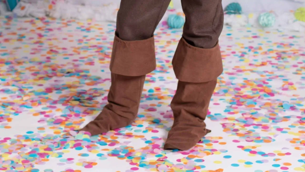 Botas de pirata. REVISTA PATRONES INFANTILES nº 21 - YouTube Botas de pirata. REVISTA PATRONES INFANTILES nº 21 - YouTube