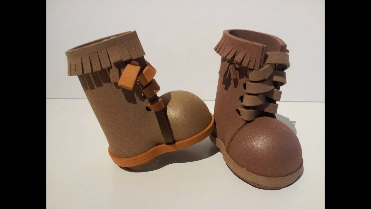COMO HACER UNAS BOTAS CON TACÓN Y FLECOS PARA FOFUCHAS - YouTube COMO HACER UNAS BOTAS CON TACÓN Y FLECOS PARA FOFUCHAS - YouTube
