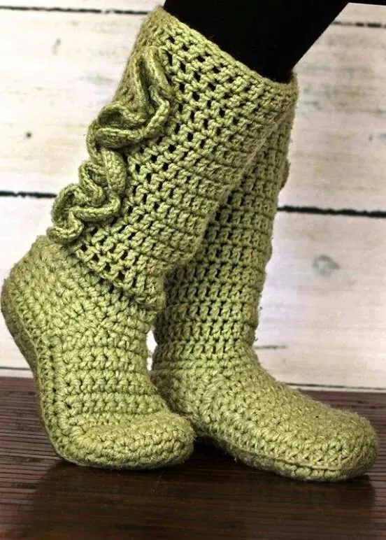 Botas tejidas | botas | Pinterest | Crochet Slipper Boots, Crochet ...