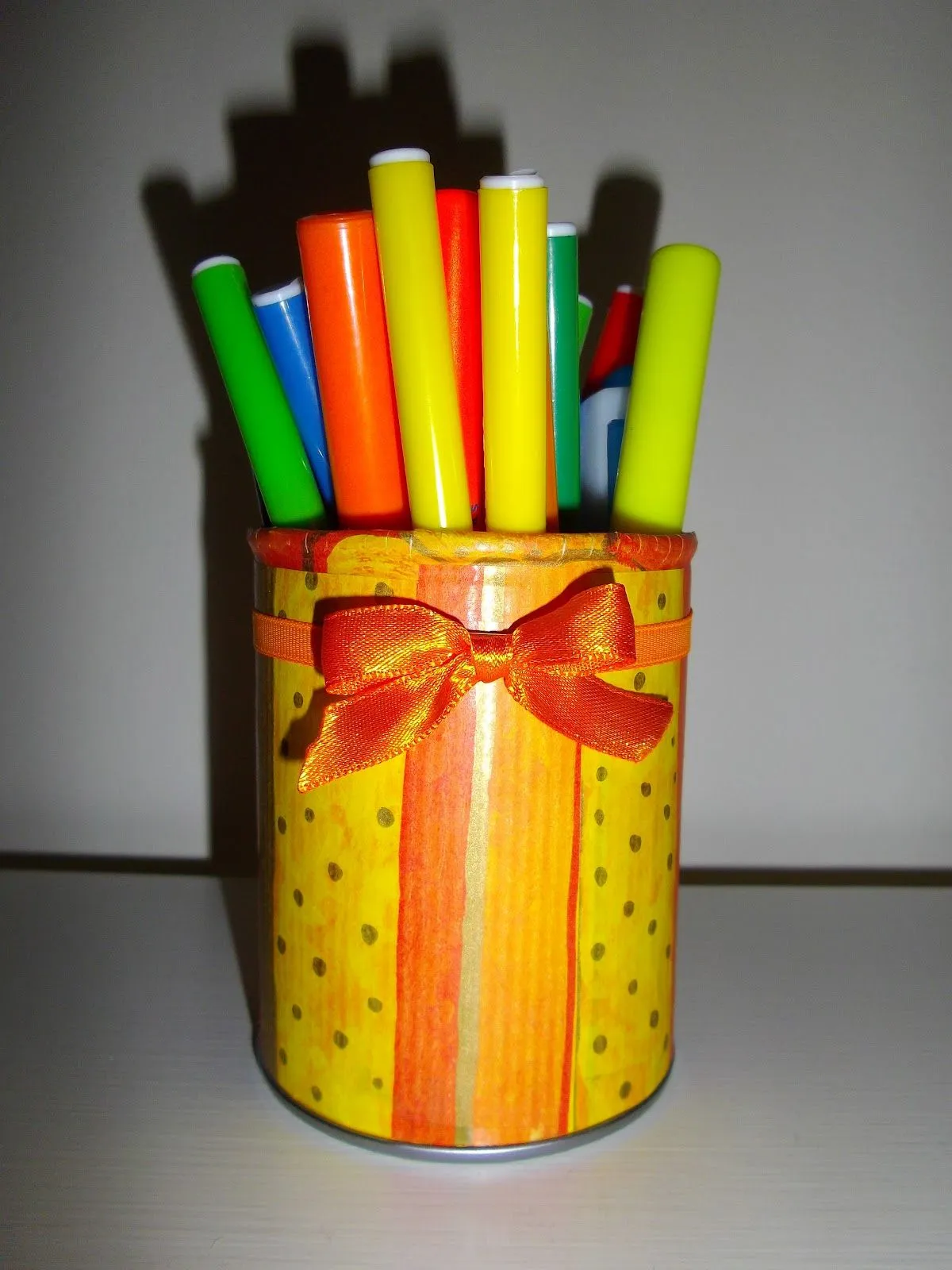 Bote para los colores reciclado - Pica Pecosa Bote para los colores reciclado - Pica Pecosa