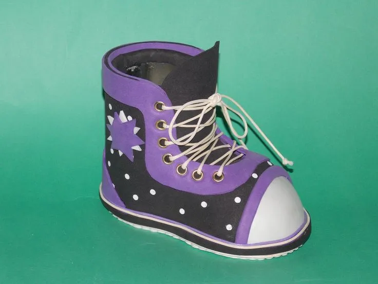bote para lapices zapatilla goma eva | Trinifuchas | Pinterest bote para lapices zapatilla goma eva | Trinifuchas | Pinterest