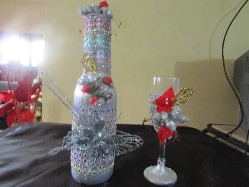 Botellas brindis decoradas para XV años - Imagui Botellas brindis decoradas para XV años - Imagui