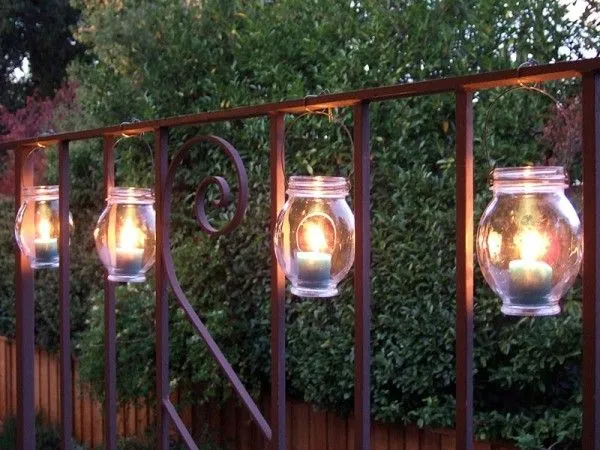 Botellas en el jardín: Cómo usarlas para decorar en Reciclaje
