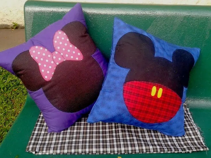 Almofadas Minie e Mickey 100% antialérgicas | Patchwork by Primar ... Almofadas Minie e Mickey 100% antialérgicas | Patchwork by Primar ...