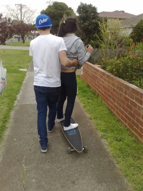 boy girl love skate | Tumblr