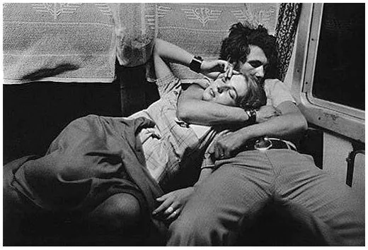 Imágen de pareja durmiendo - Imagui