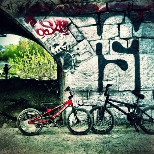 Bridge #bmx #graffiti #art #streetart #iphone4 #kostasleko ...