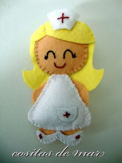 Broches enfermera fieltro - Imagui