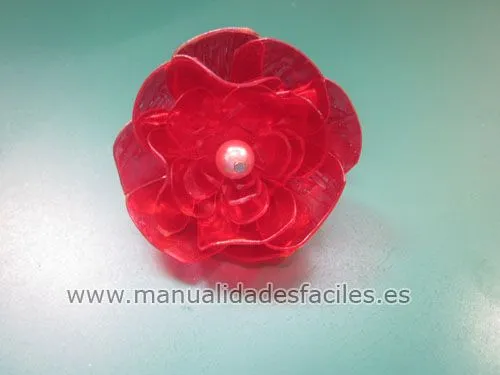 Broche Rosa hecho con envases de PET | Manualidades faciles Broche Rosa hecho con envases de PET | Manualidades faciles