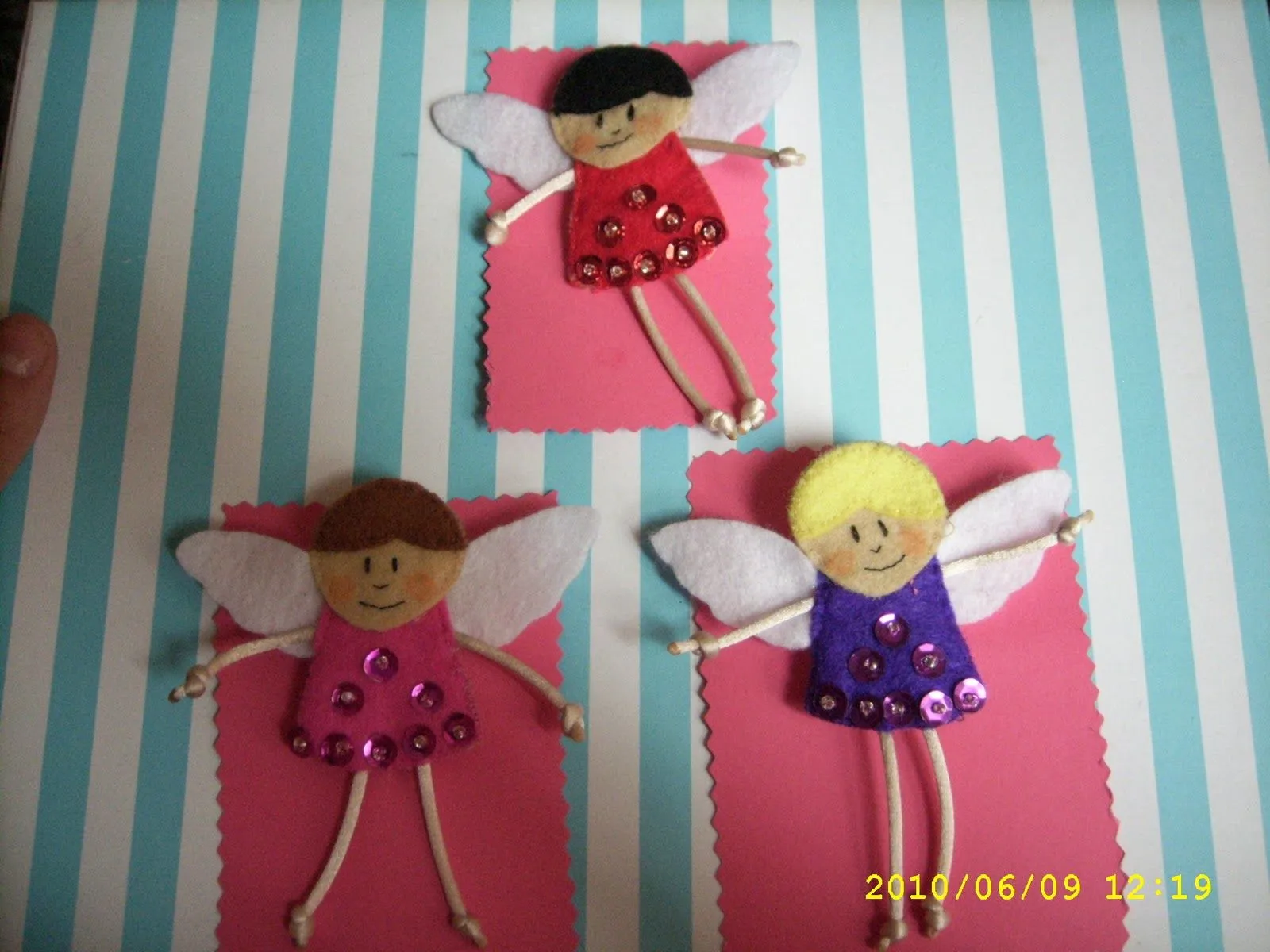 Broches de Fieltro Victoria: Broche de fieltro angeles Broches de Fieltro Victoria: Broche de fieltro angeles