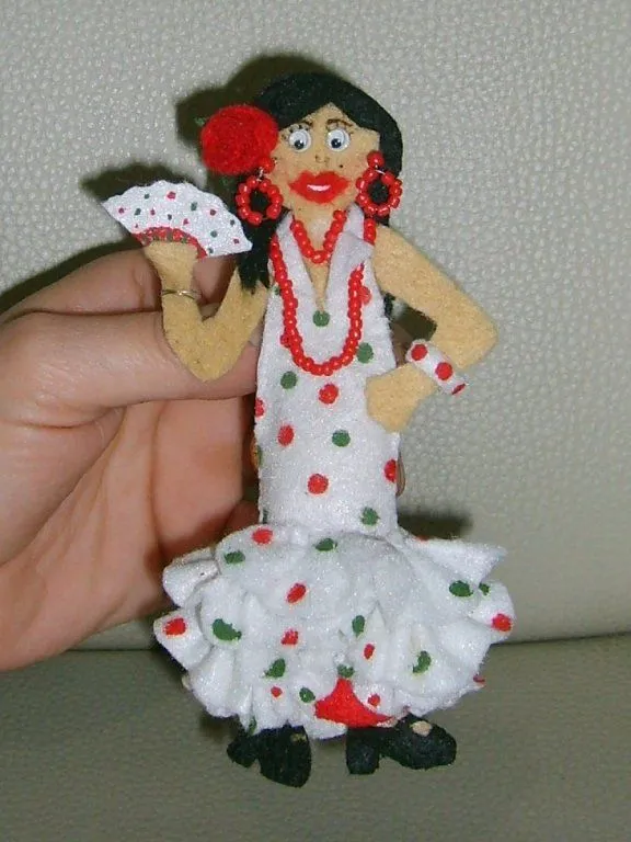 broches flamencas | Aprender manualidades es facilisimo.com broches flamencas | Aprender manualidades es facilisimo.com