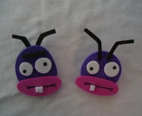 broches-goma-eva-originales- ...