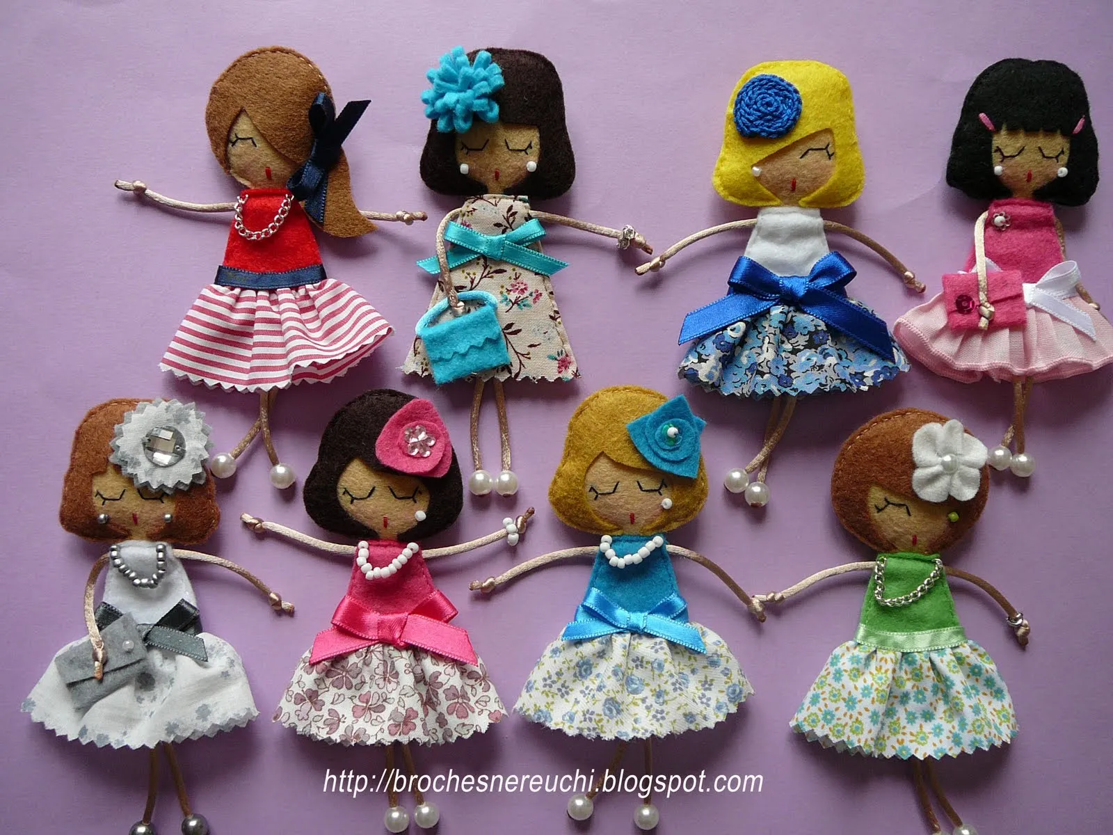 BROCHES NEREUCHI: MUÑECAS DE FIELTRO