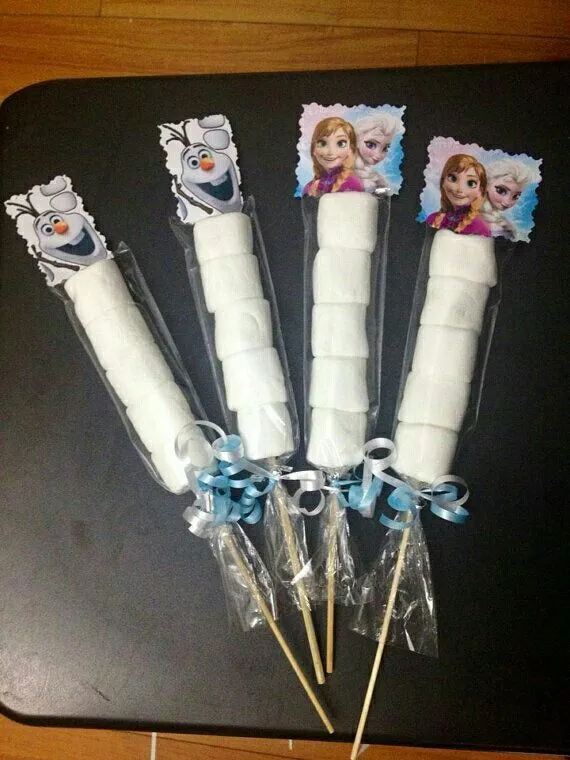 brochetas de dulces on Pinterest | Mesas, Tissue Pom Poms and Candy brochetas de dulces on Pinterest | Mesas, Tissue Pom Poms and Candy
