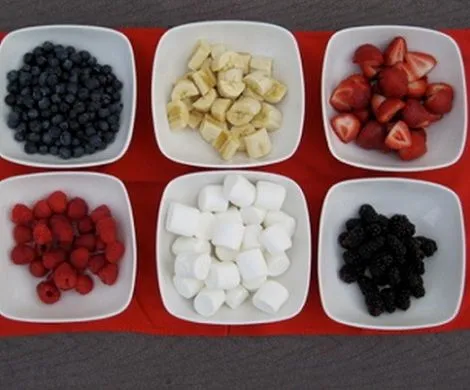 Brochetas de fruta