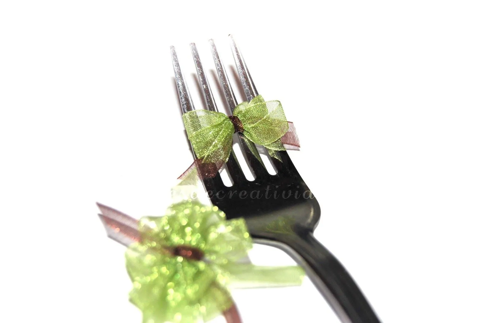 Brotes de Creatividad: Como hacer lazos dobles con un tenedor