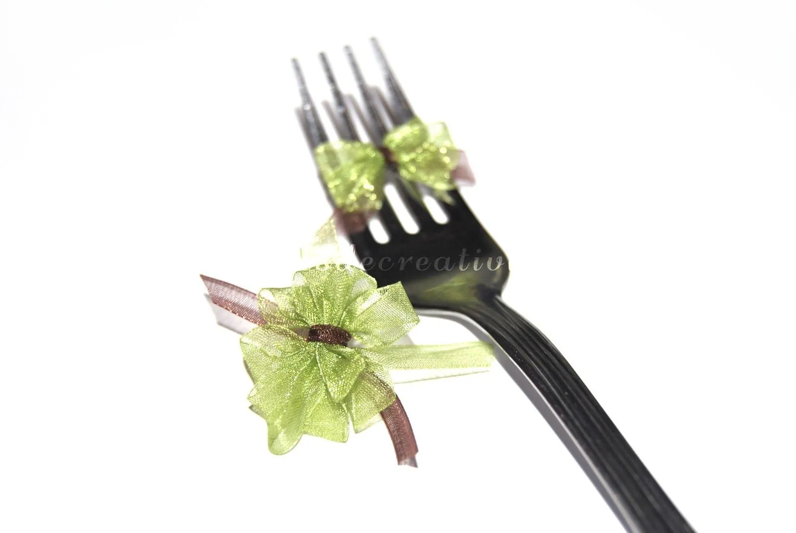 Brotes de Creatividad: Como hacer lazos dobles con un tenedor