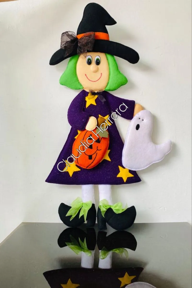 Bruja fieltro Halloween | Cosas de halloween, Decoración de halloween, Manualidades Bruja fieltro Halloween | Cosas de halloween, Decoración de halloween, Manualidades