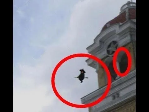 Brujas reales captadas en video 2017 - YouTube Brujas reales captadas en video 2017 - YouTube